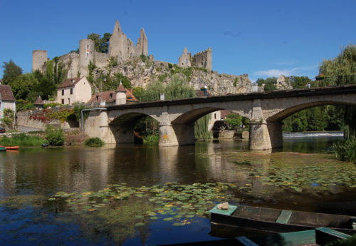 La Forteresse. vue du pont